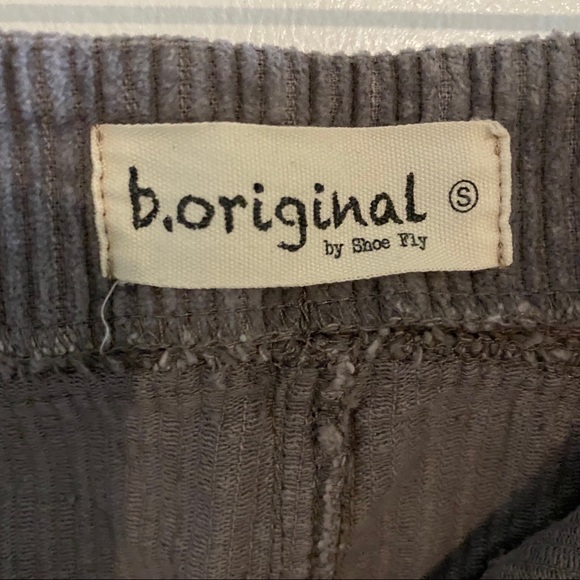 B. Original Gray Corduroy Skirt Size S - Picture 3 of 4